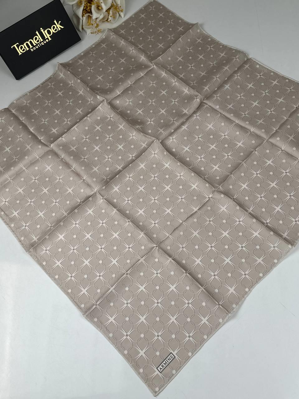 Armine - Sonbahar Kış Saf Twill İpek Eşarp 9207D