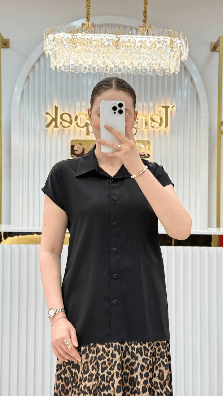 Jesika Yakalı Kolsuz Gömlek Y25GÖ721