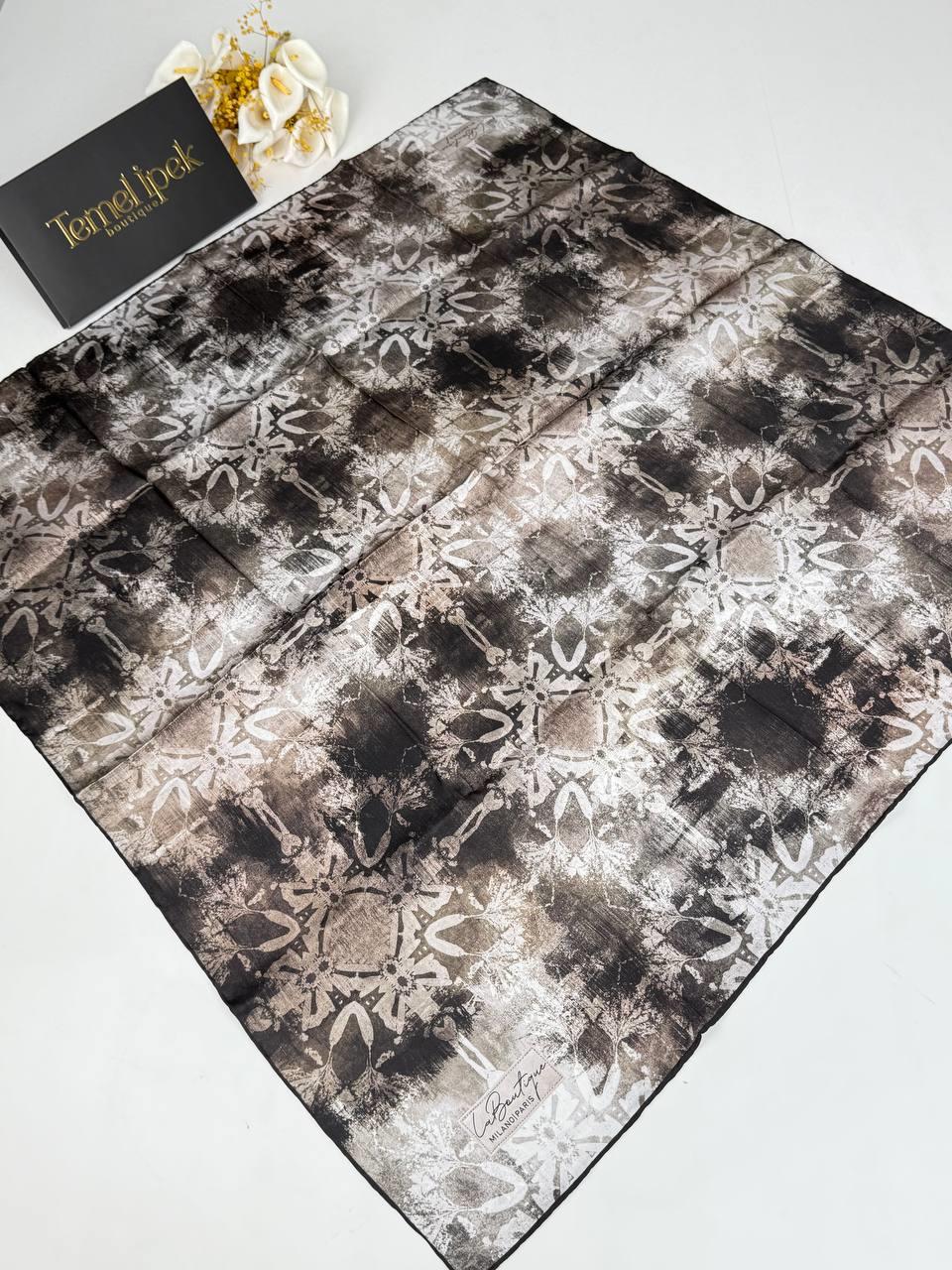 La Boutique - İlkbahar Yaz Sura İpek Eşarp 2326