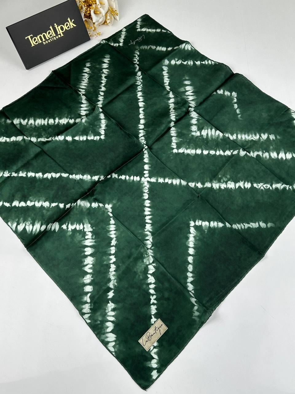 La Boutique - Sonbahar Kış Sura İpek Eşarp 2184