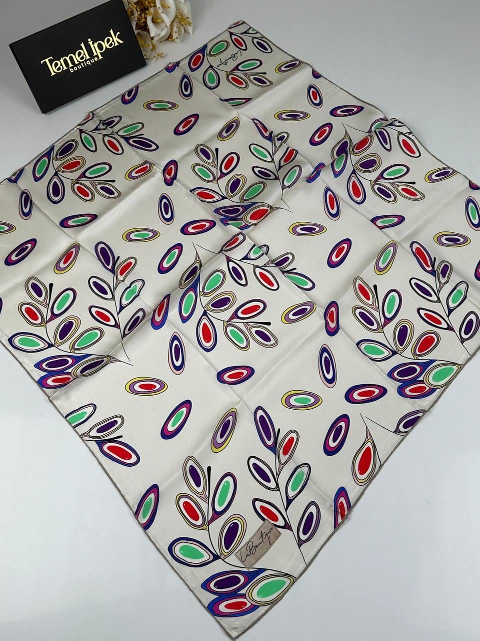 La Boutique - Sonbahar Kış Sura İpek Eşarp 2186