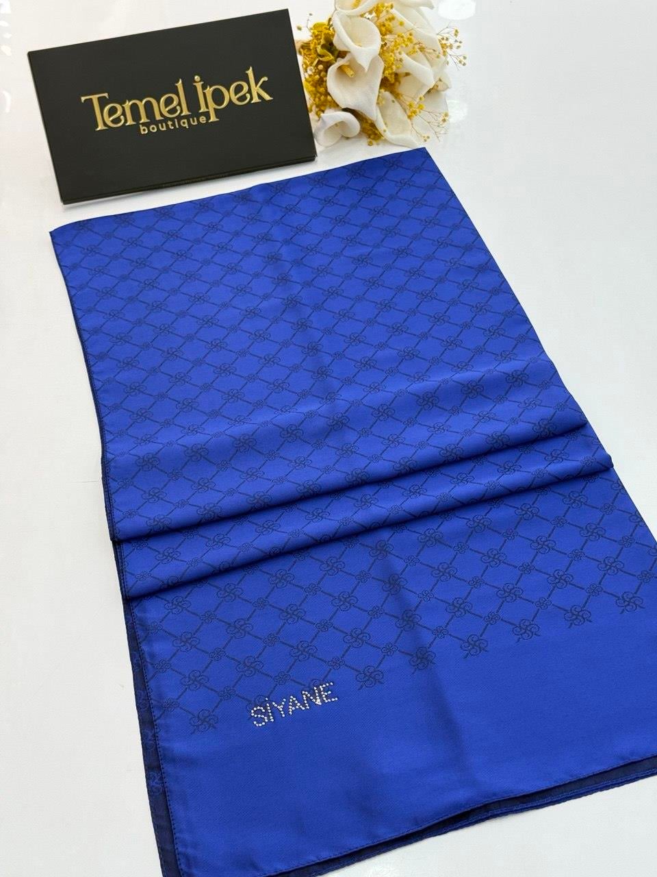 Siyane - Çift Taraflı Pamuk Jakar Monogram Şal 03187
