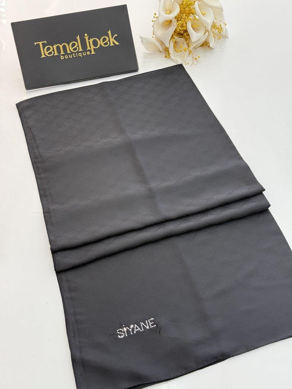 Siyane - Çift Taraflı Pamuk Jakar Monogram Şal 03187