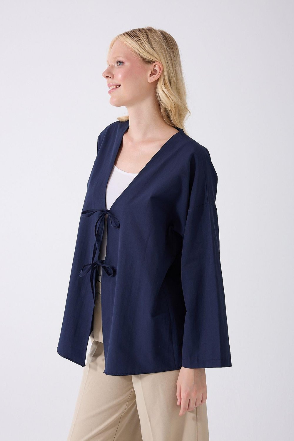Önü Baglamalı Lacivert Kimono Tunik