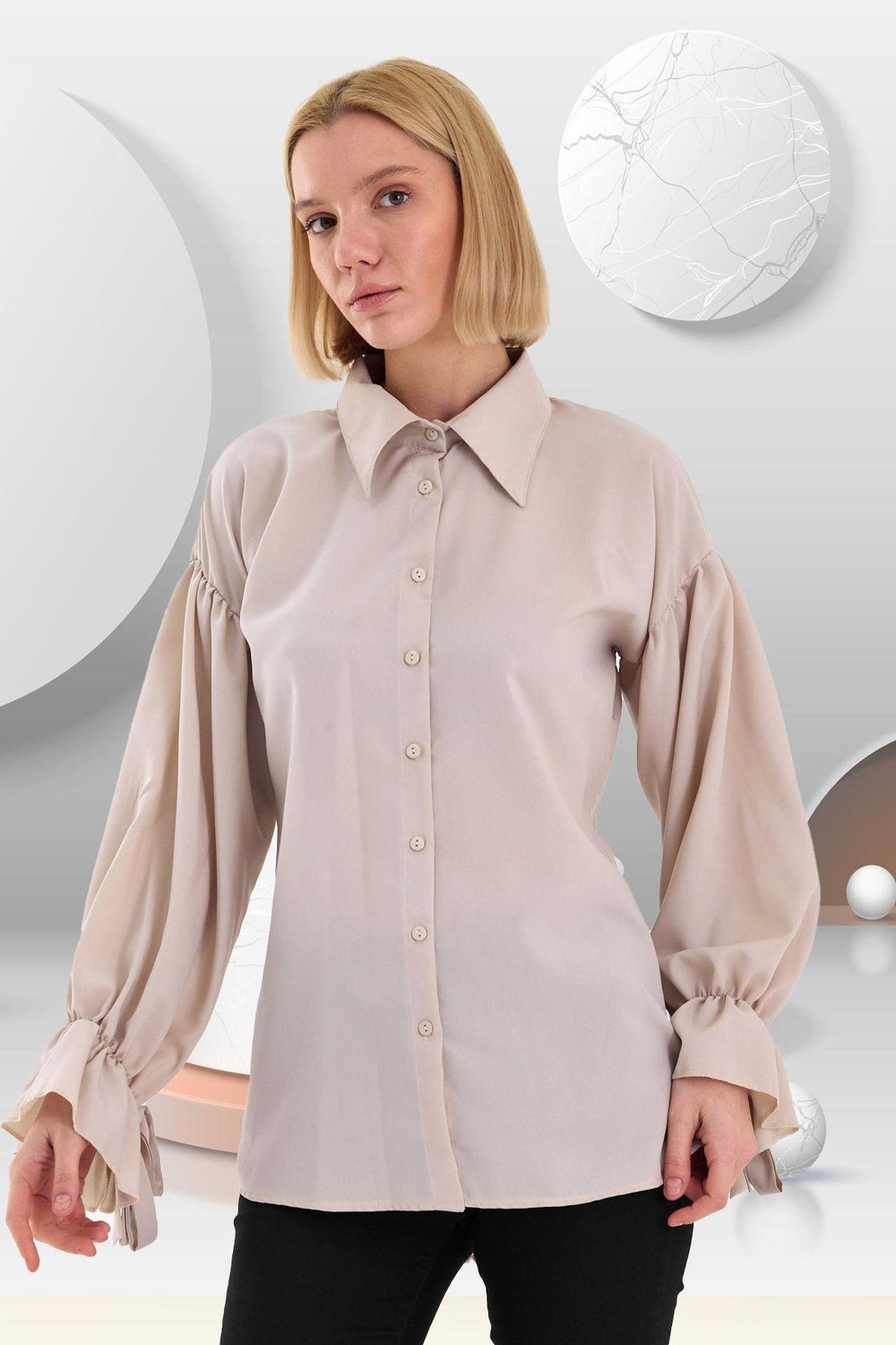 Oversize Büzgü Detaylı Saten Bluz