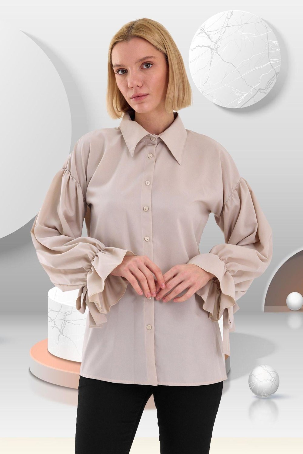 Oversize Büzgü Detaylı Saten Bluz