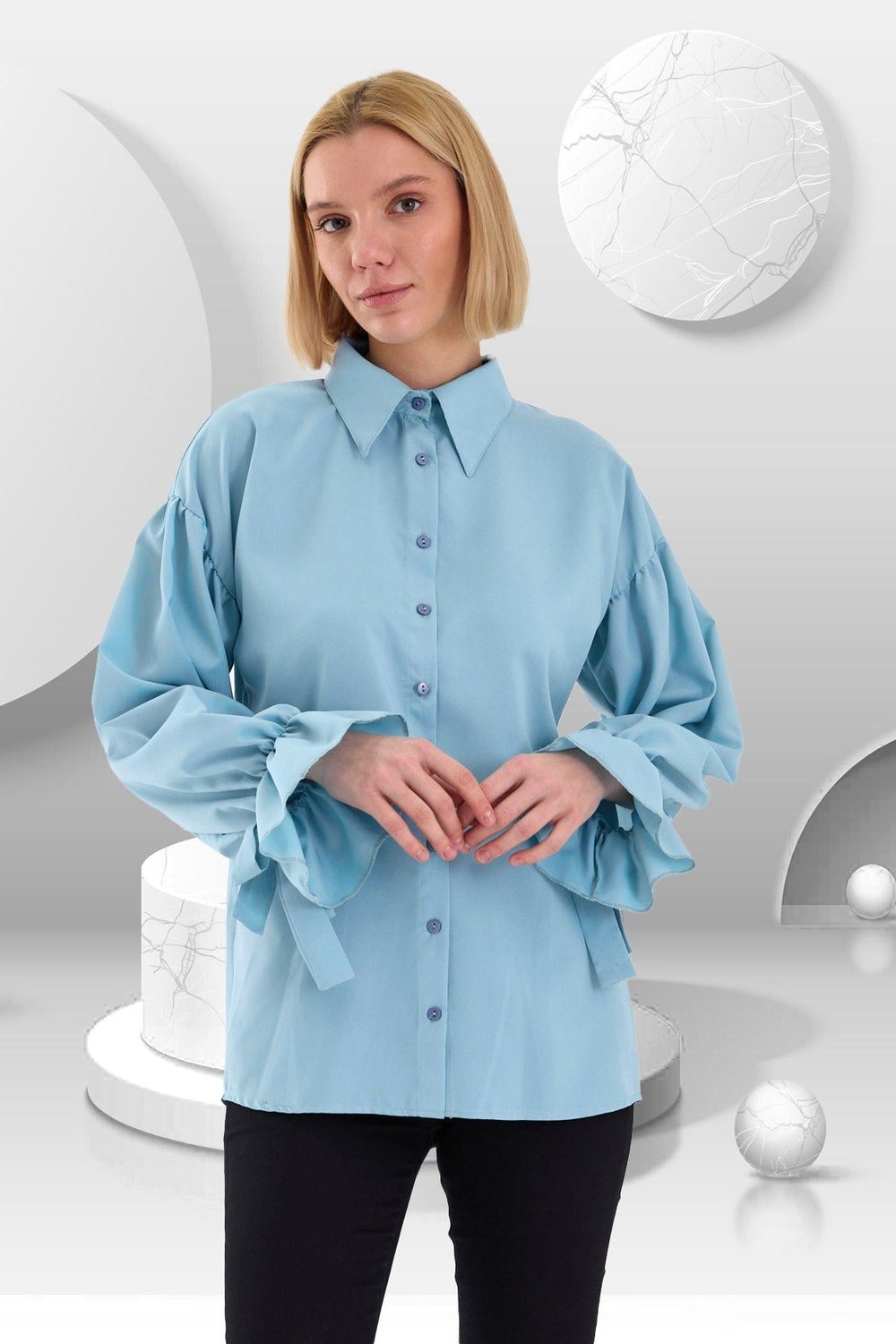 Oversize Büzgü Detaylı Saten Bluz
