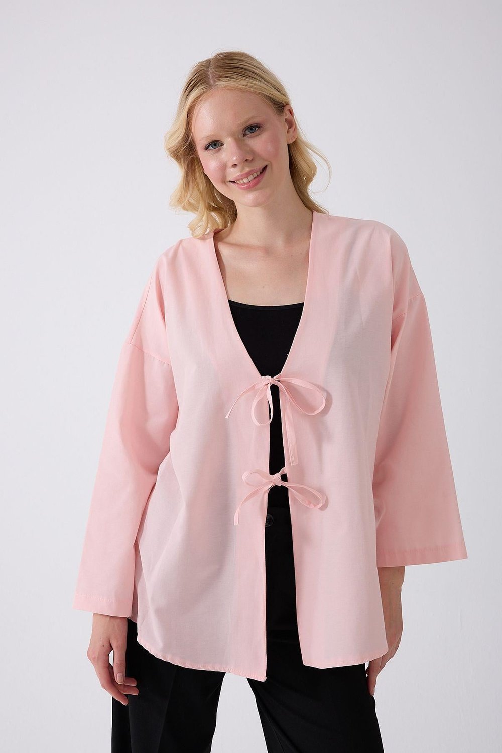 Önü Baglamalı Pembe Kimono Tunik
