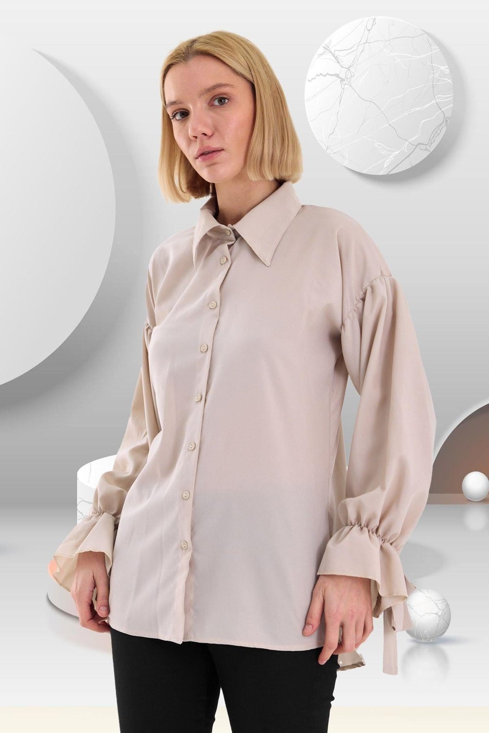 Oversize Büzgü Detaylı Saten Bluz