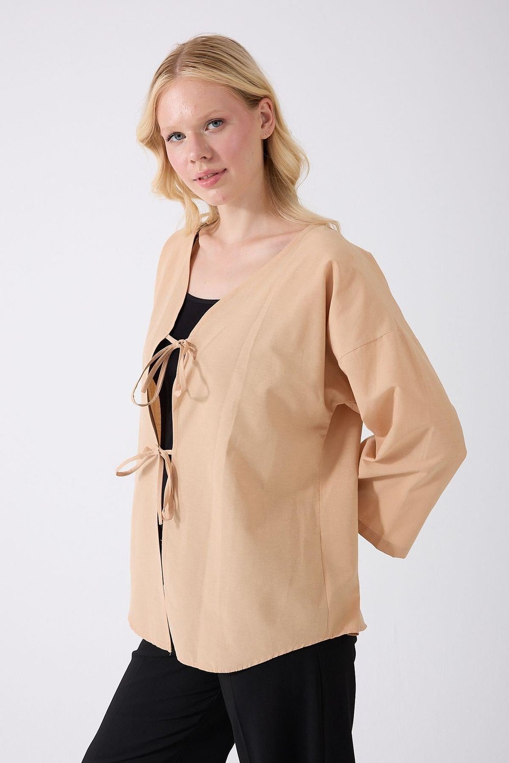 Önü Baglamalı Bej Kimono Tunik Oversize
