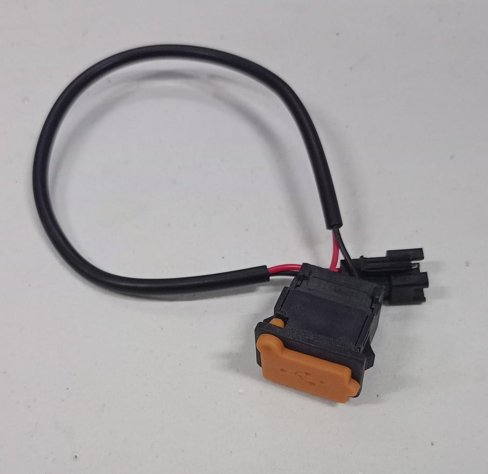 volta-vsx-usb-sarj-soketi--4612-.jpg