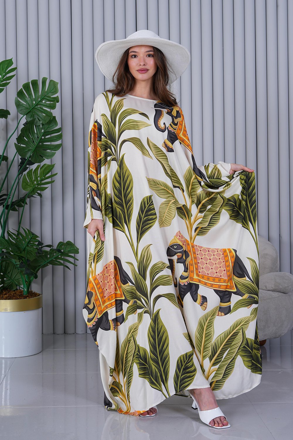Kadın Desenli Abaya