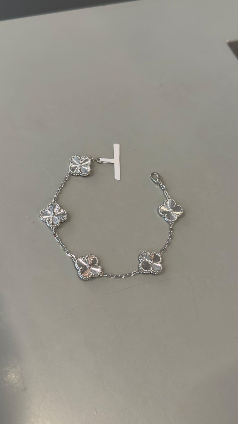 Marka Model İthal Seri Silver Yonca Bileklik