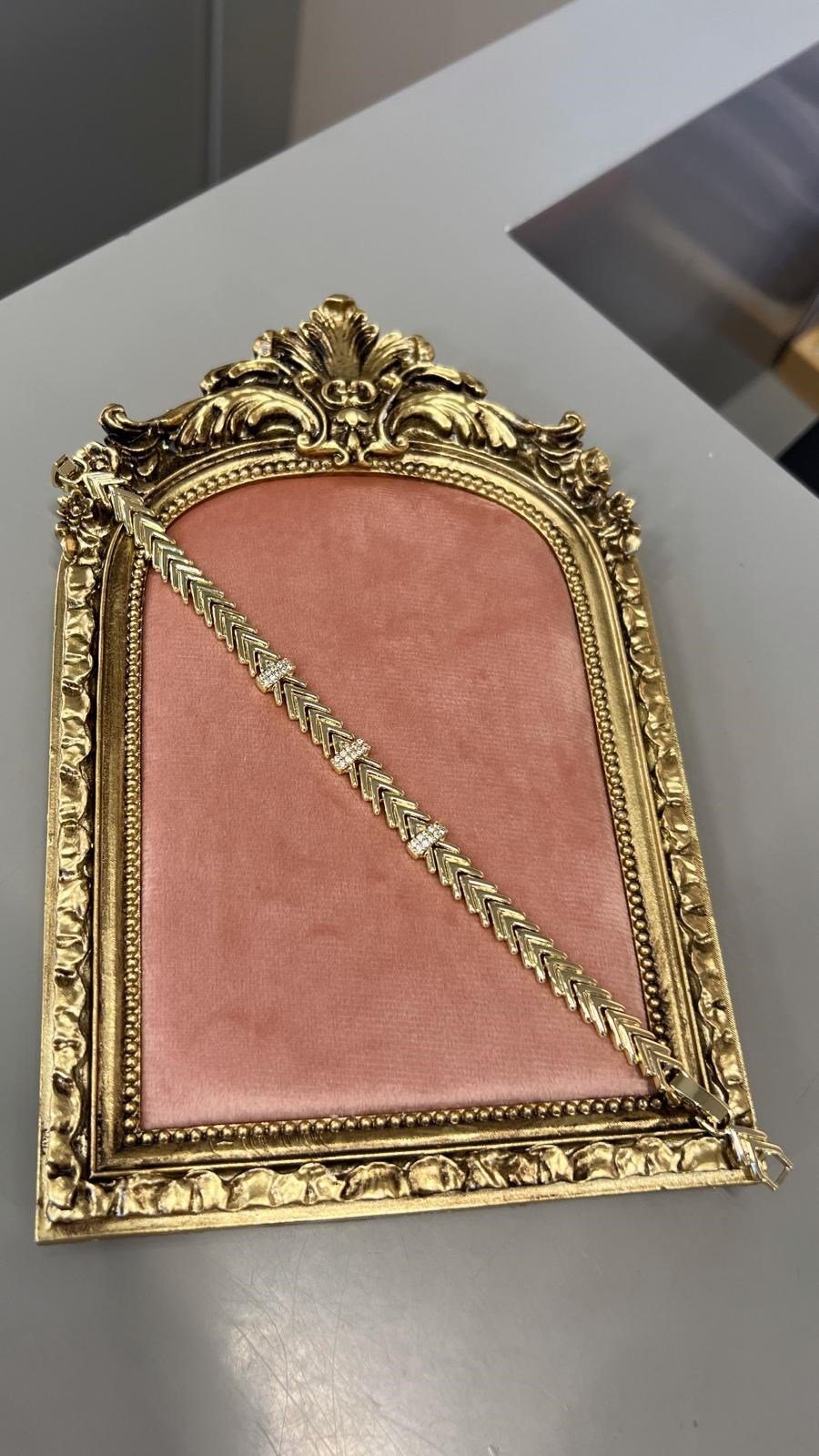 Özel Seri 14K İnce Çavuş Model Taşlı Bileklik