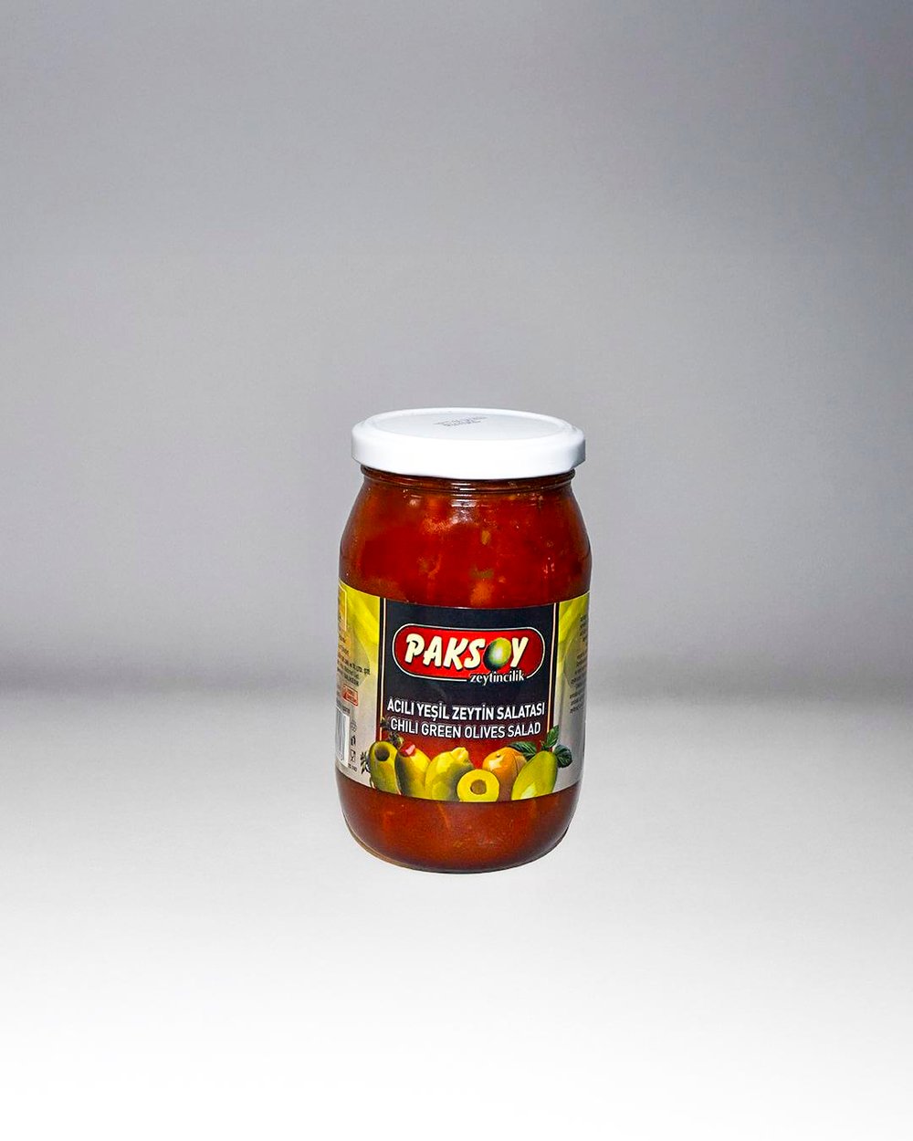Acılı Cevizli Yeşil Zeytin Salatası
