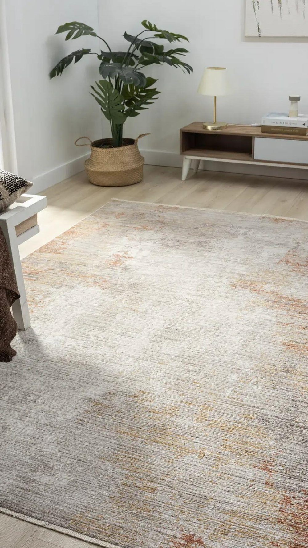 By Özer Halı Terra Renk Polyester Çerçeveli Yumuşak Doku Yüksek Kaliteli Seyran Halı Peru 10206 Salon Halısı