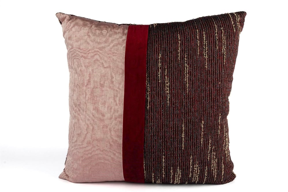 Mikasa Emilie Muare Pembe Bordo Yastık 50 Cm