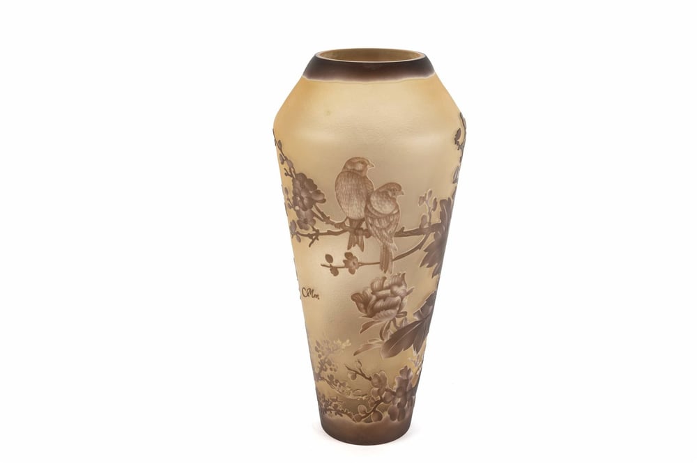 Mikasa Kahverengi Çiçekli Amber Vazo 45Cm