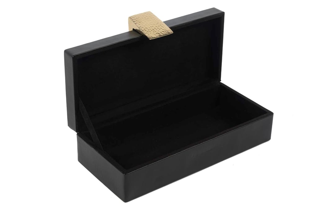 Mikasa Siyah Gold Şeritli Kutu 30X16X10Cm