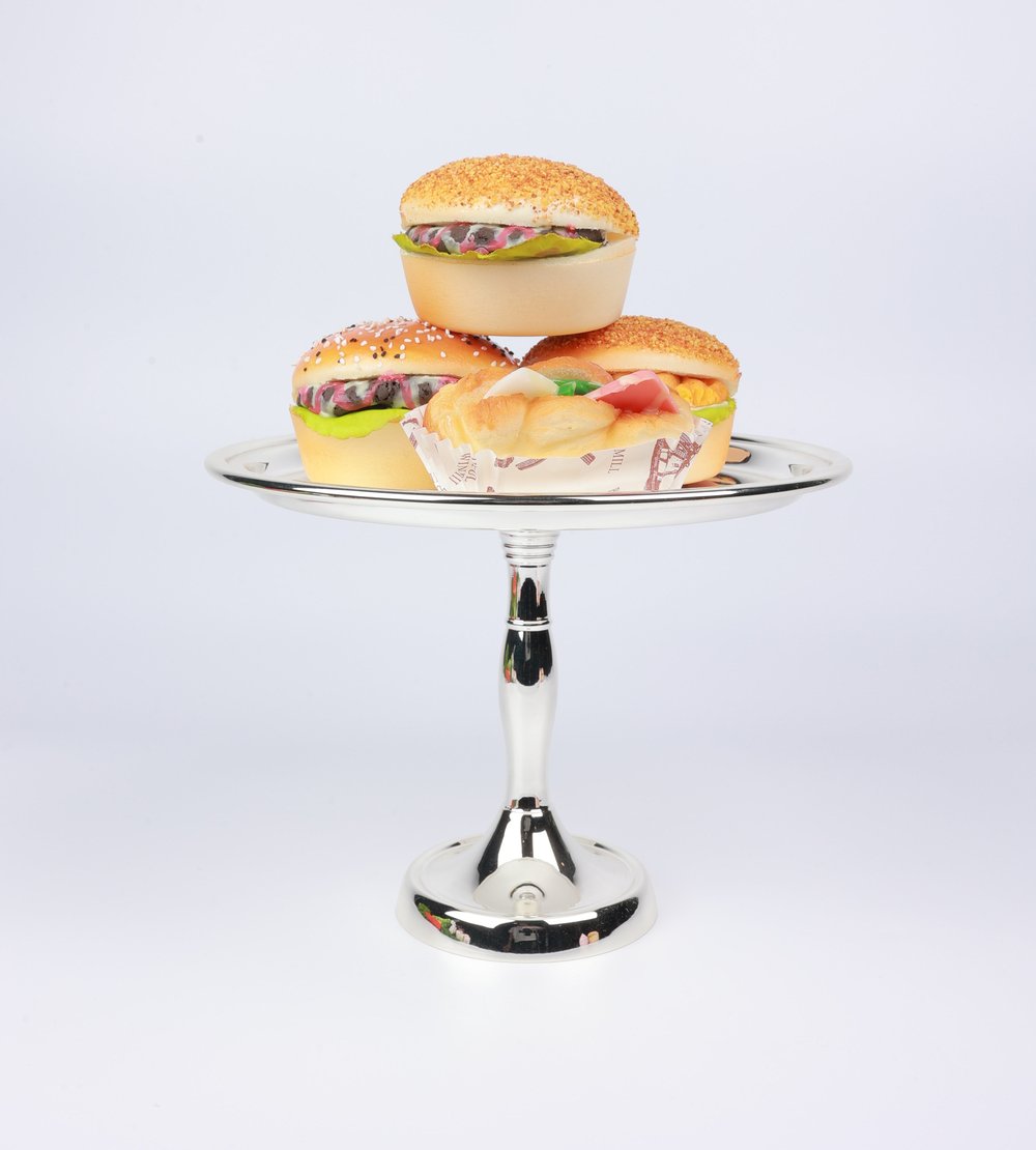 Select Gümüş Cam Kapaklı Ayaklı Pastalık