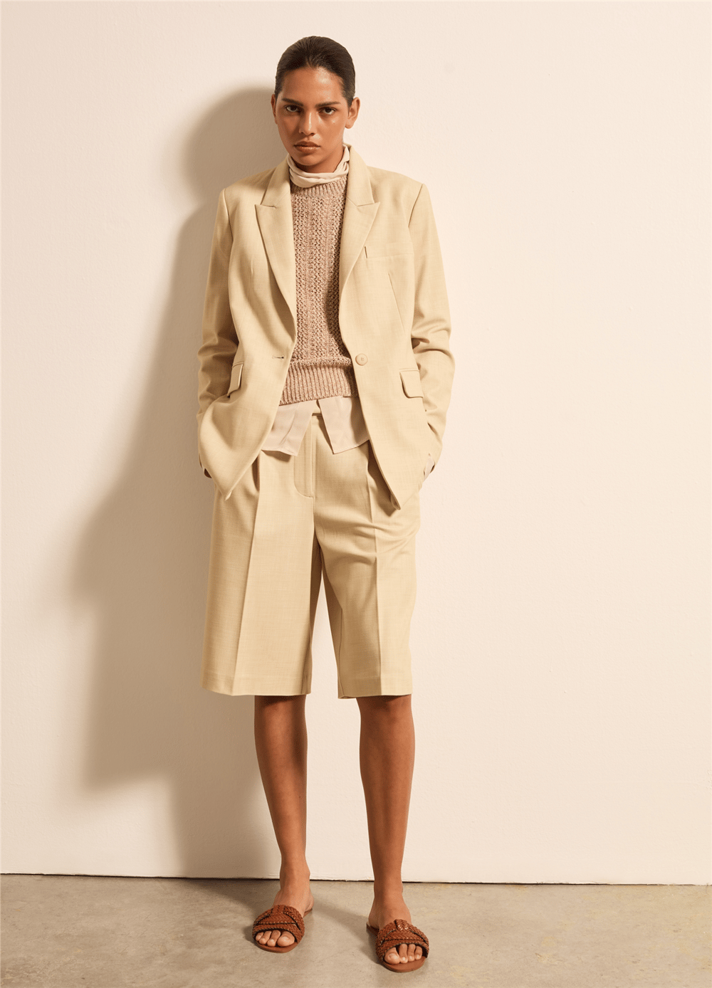 Dokuma Desenli Tek Düğmeli Bej Blazer