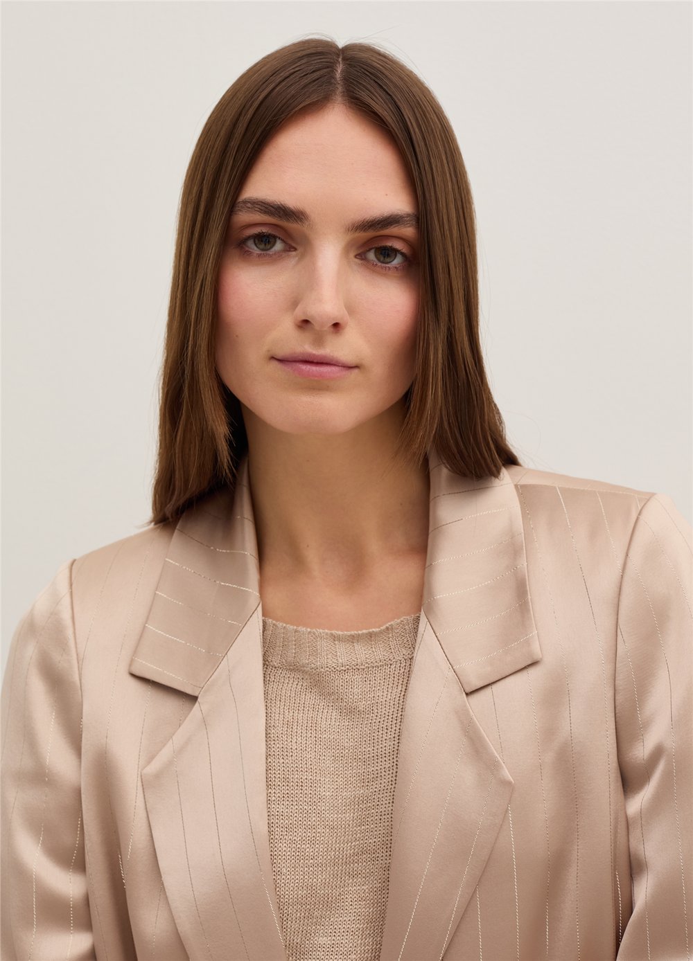 Lureksli Açık Model İnce Çizgili Blazer Bej Ceket