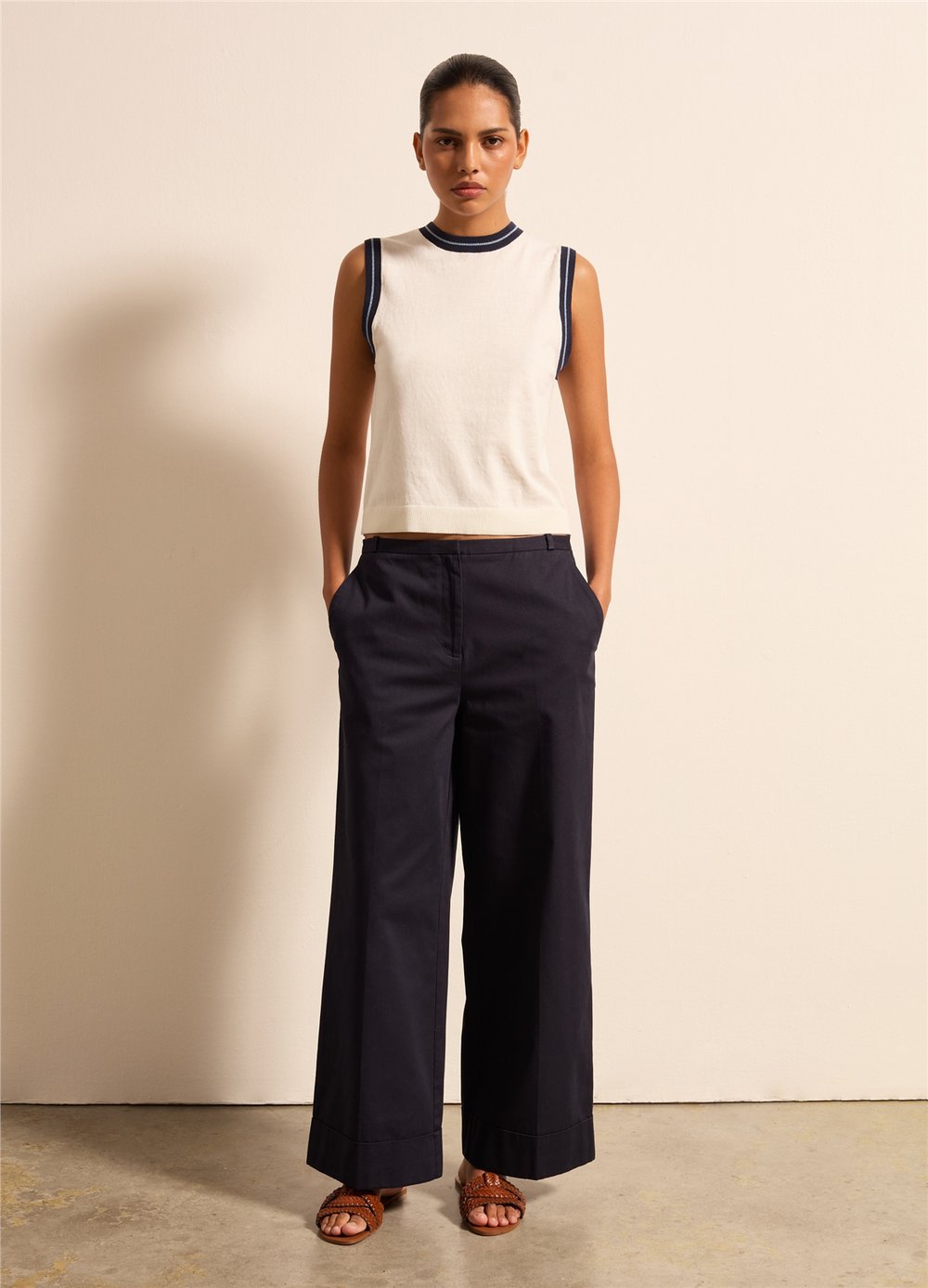 Lurex Detaylı Crepe Bej Atlet