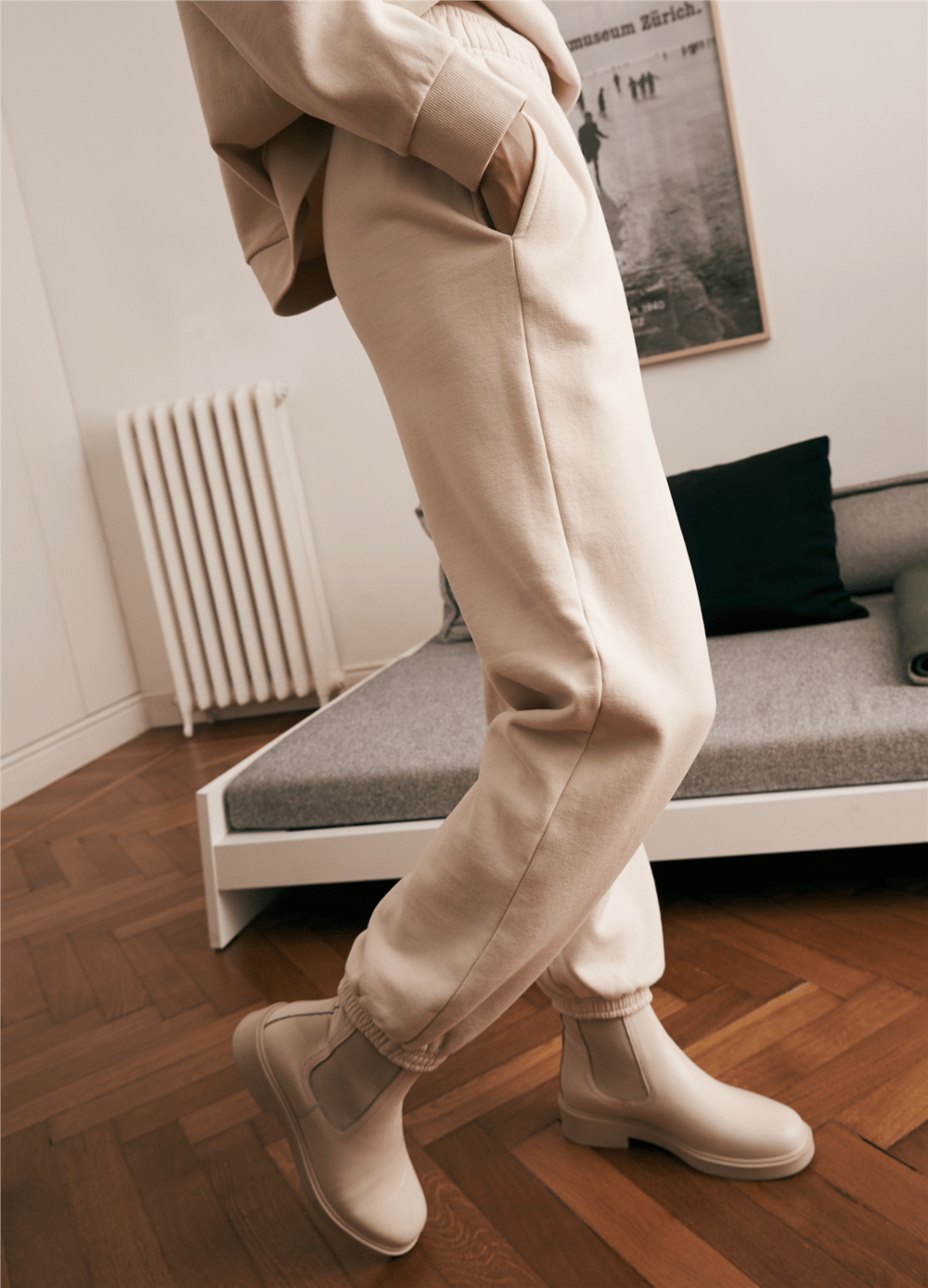 Peluş Kırık Beyaz Jogger Pantolon
