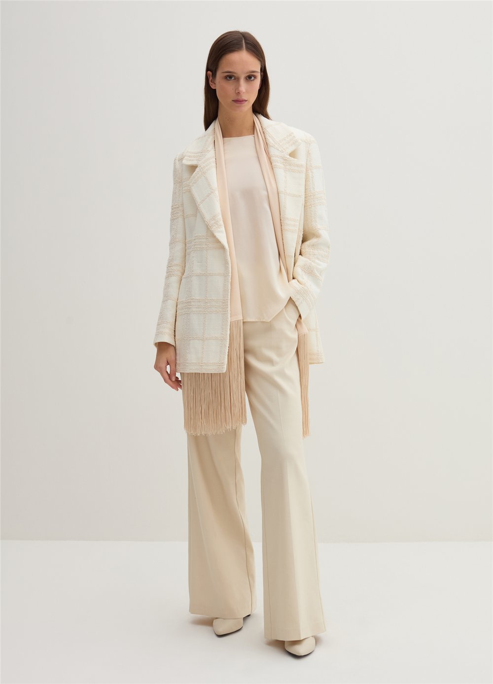 Pencere Kafesi Desenli Bukle Beyaz Blazer