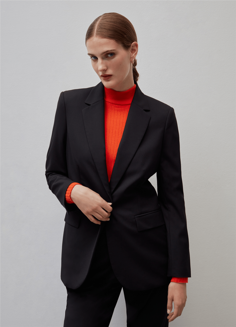Tek Sıra Düğmeli Düz Kesim Siyah Blazer Ceket