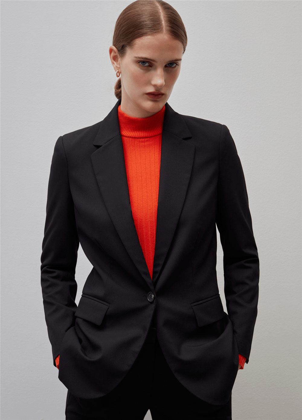 Tek Sıra Düğmeli Düz Kesim Siyah Blazer Ceket