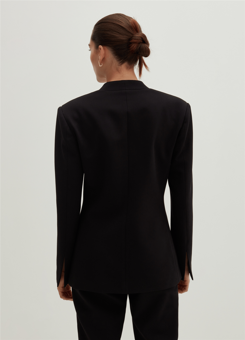 Yan Yırtmaçlı Siyah Kruvaze Blazer