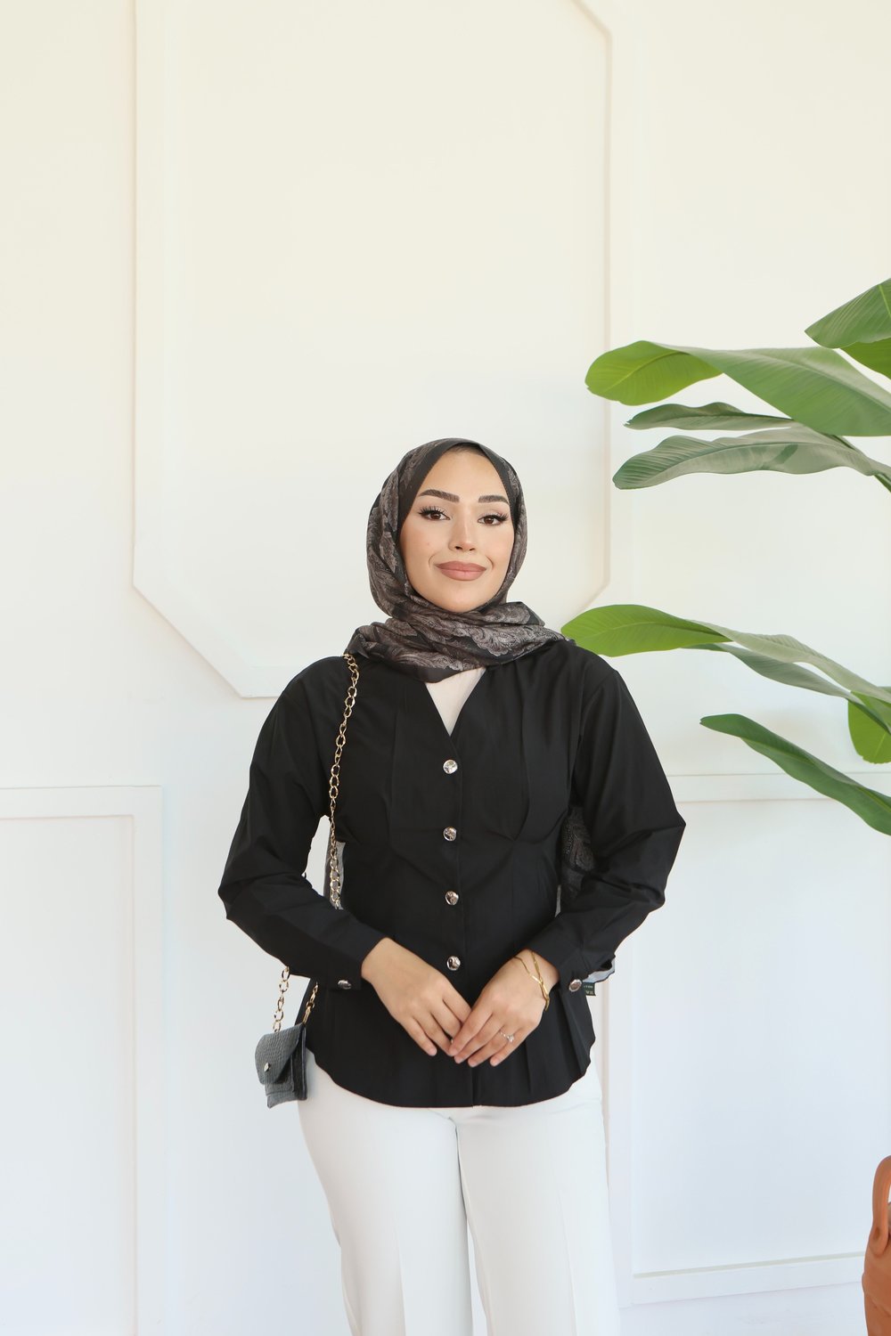 Peplum Bel Oturtmalı Gömlek - Siyah