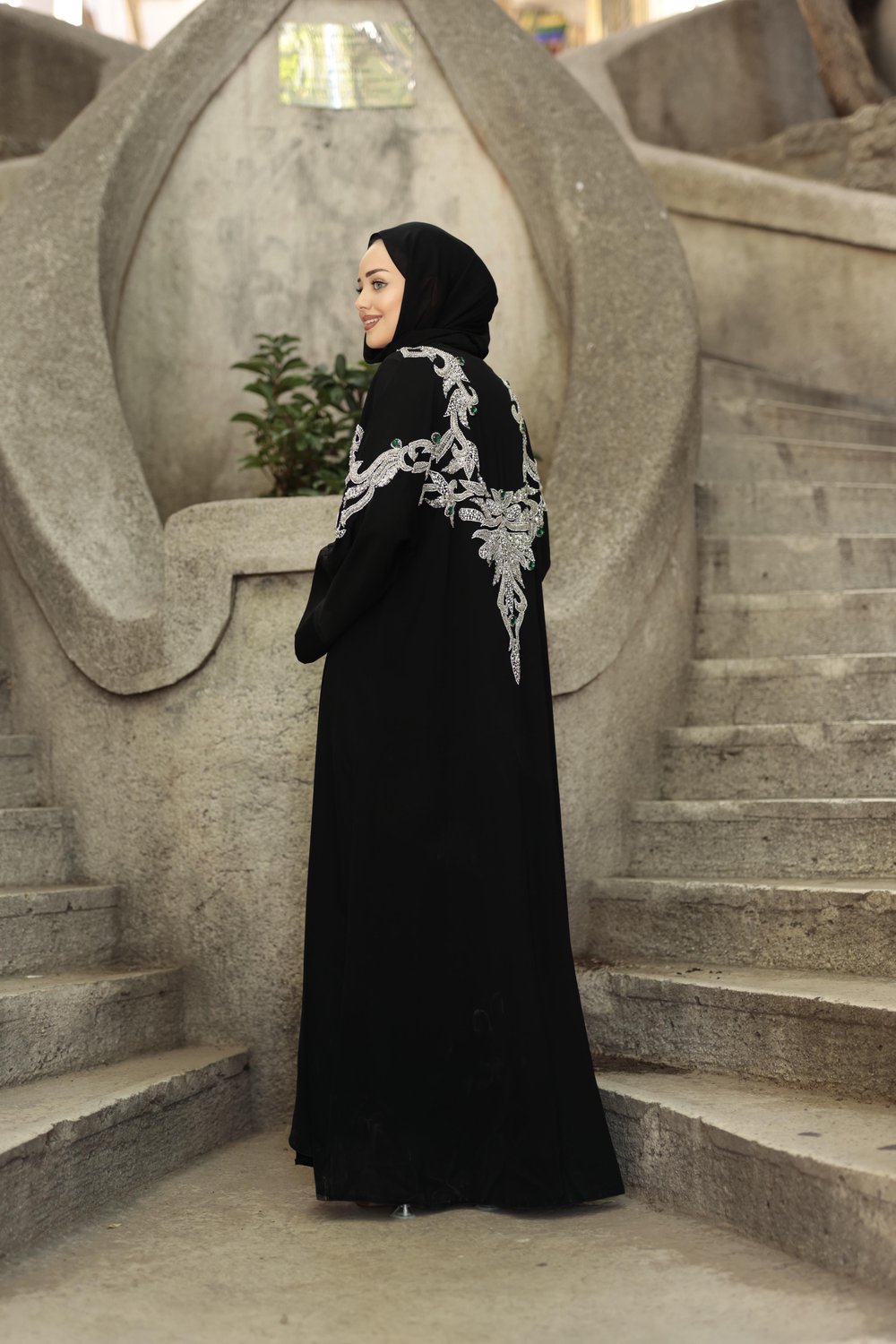 AHU ABAYA