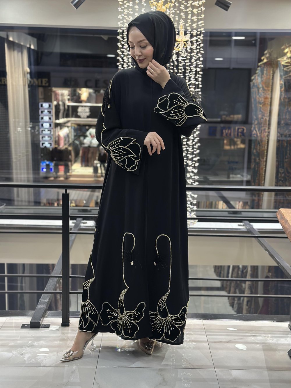 ALALE ABAYA