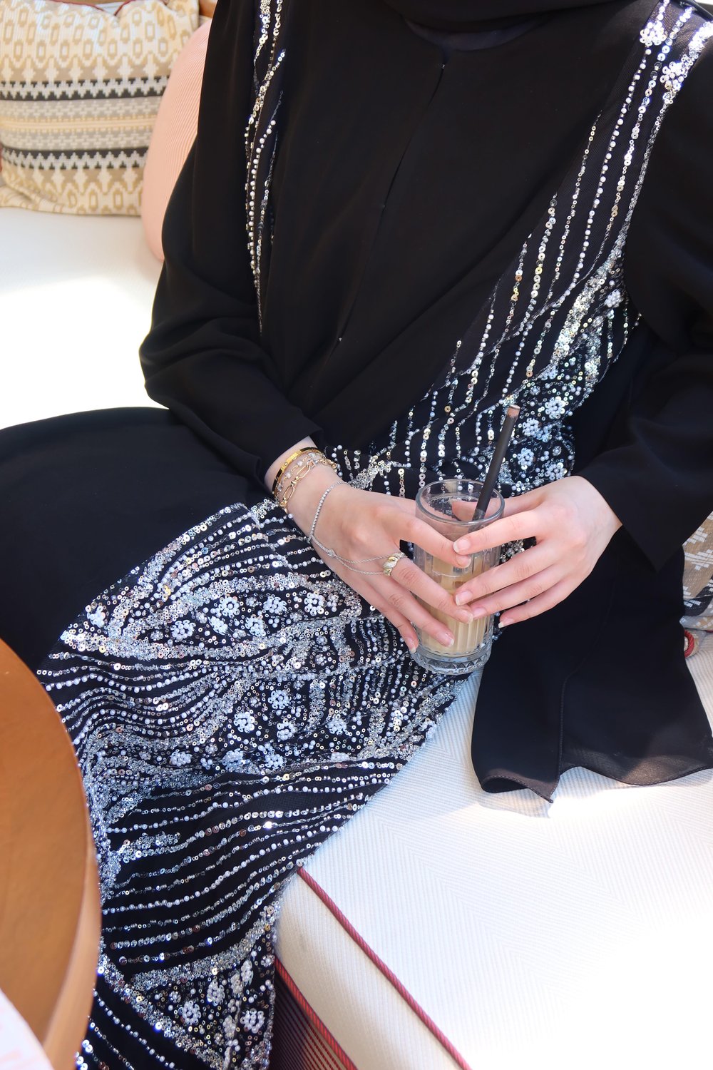 ÇEŞME ABAYA