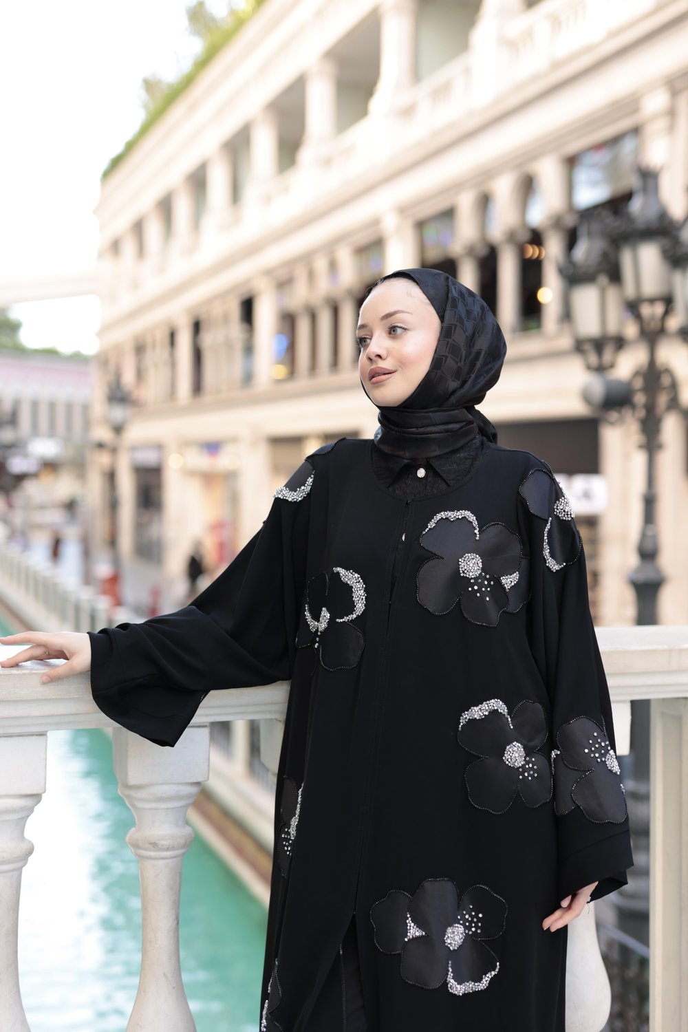 ÇİÇEK BAHÇESİ ABAYA