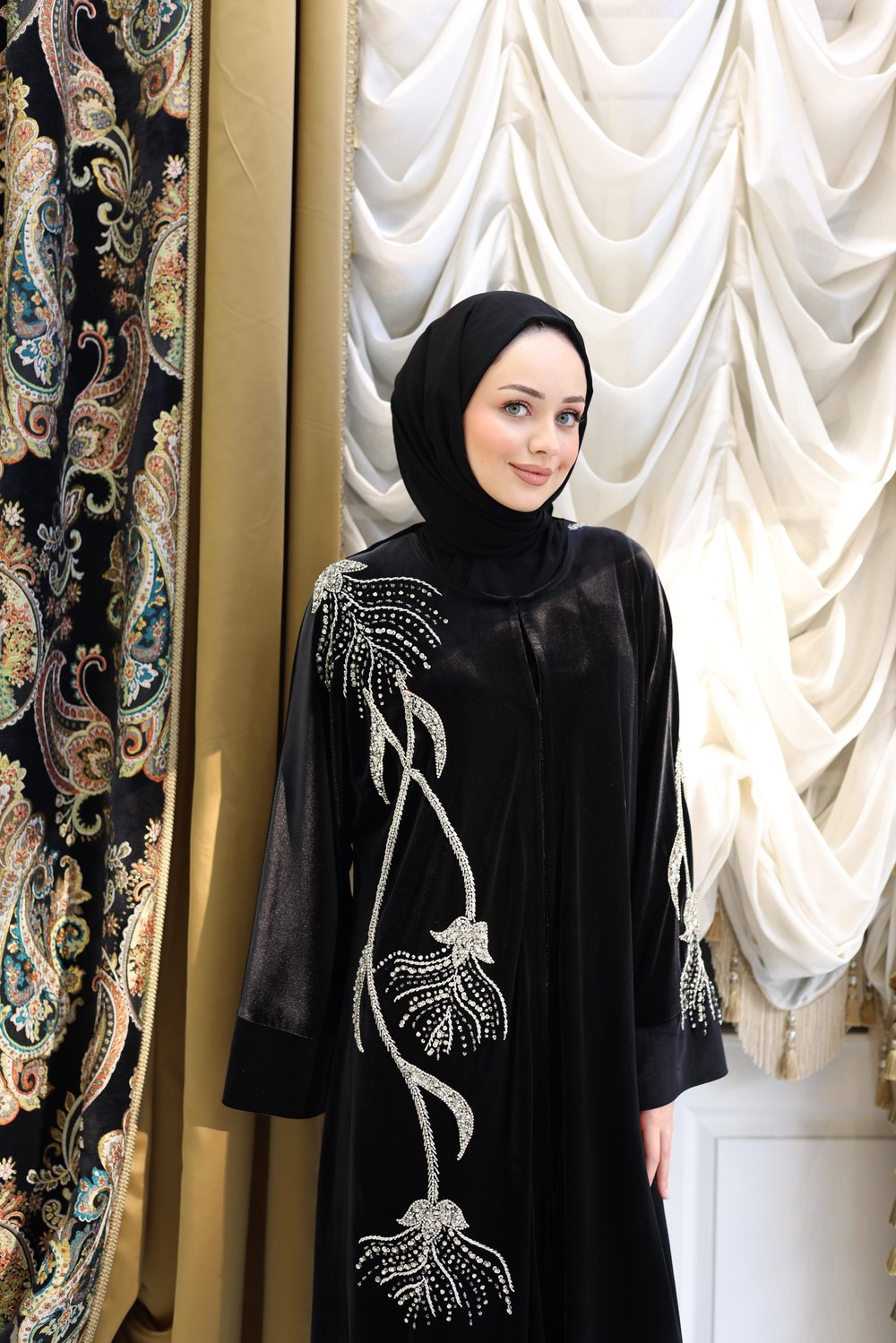 KADİFE KARAHİNDİBA ABAYA