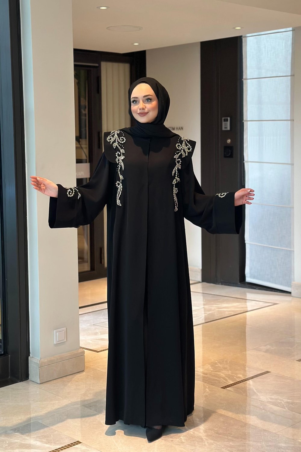 LANA GÜMÜŞ ABAYA
