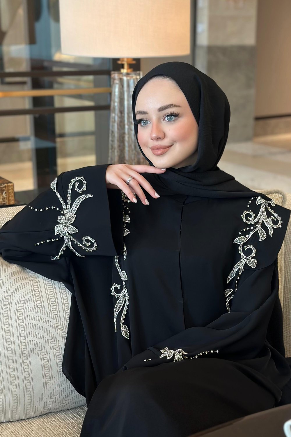 LANA GÜMÜŞ ABAYA