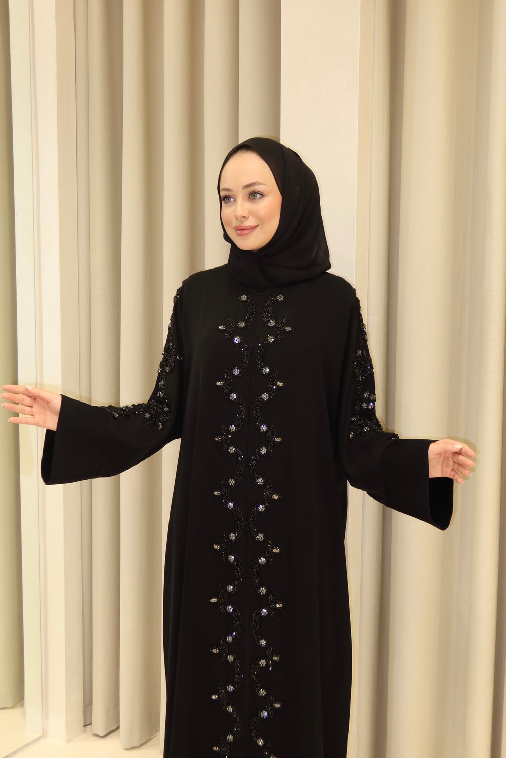 MİNA SİYAH ABAYA