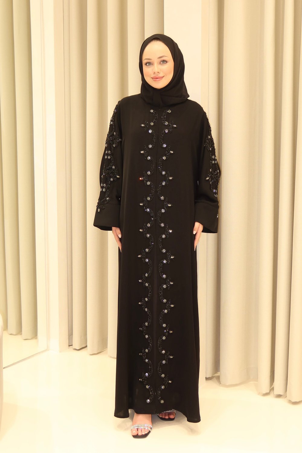 MİNA SİYAH ABAYA