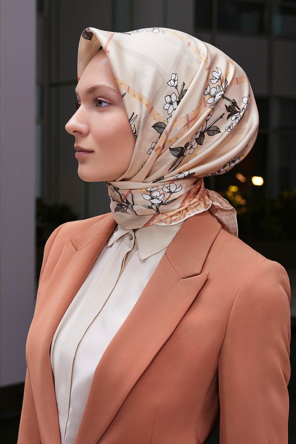 Bahar Dalı Desenli Twill İpek Eşarp