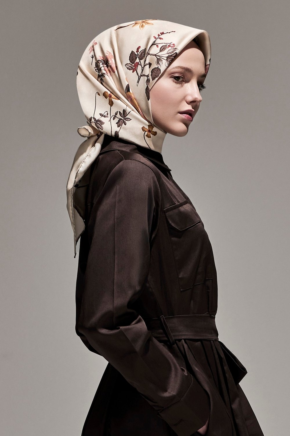 Botanik Desenli Twill İpek Eşarp