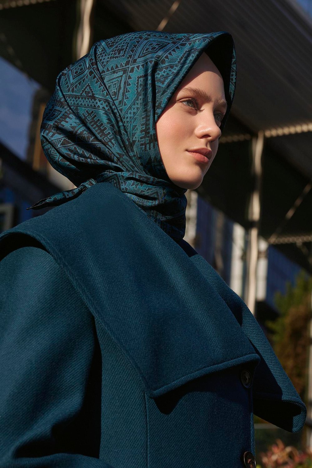 Etnik Desenli Twill İpek Eşarp
