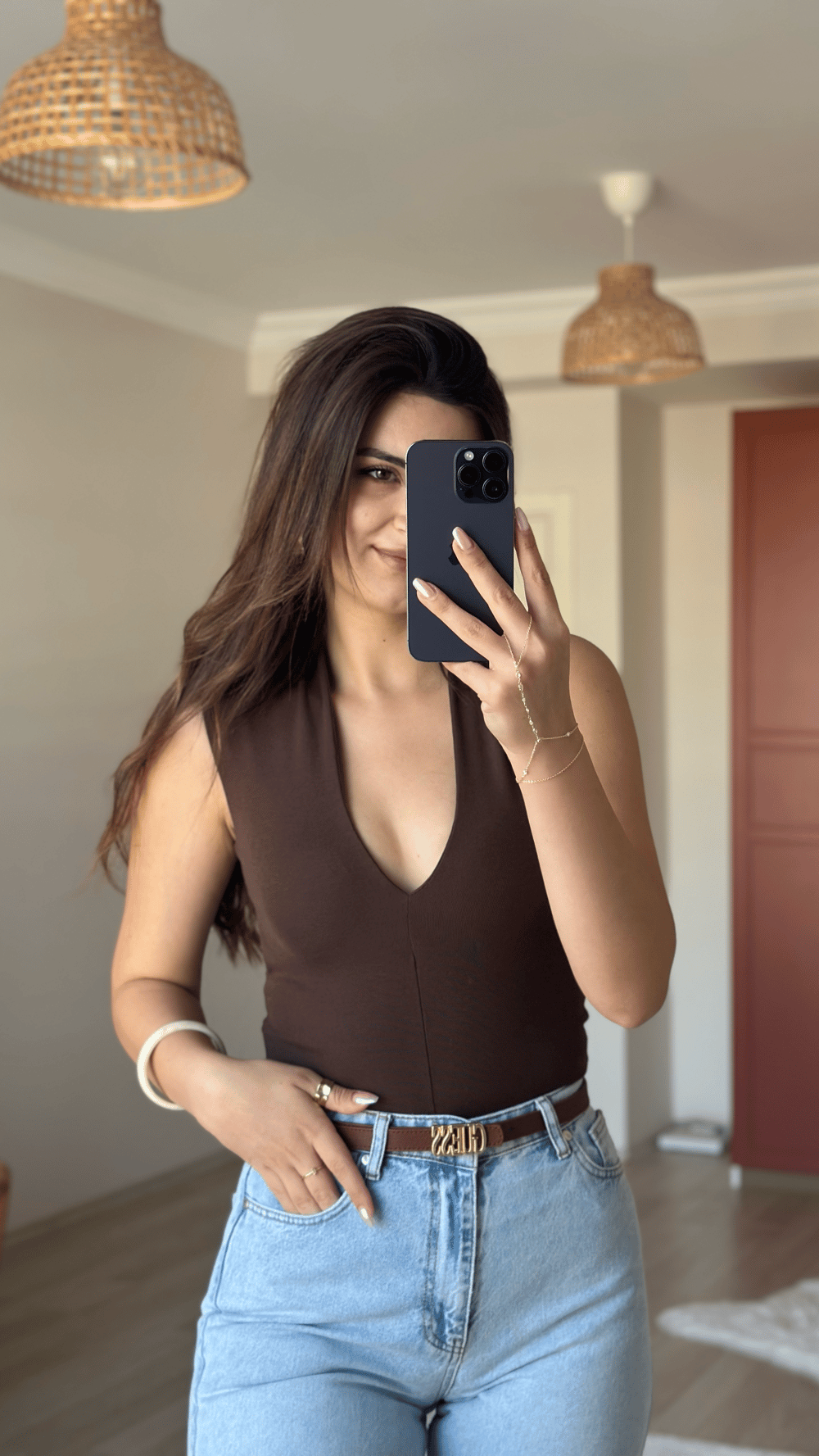 V Yaka Dilvin Basic Body