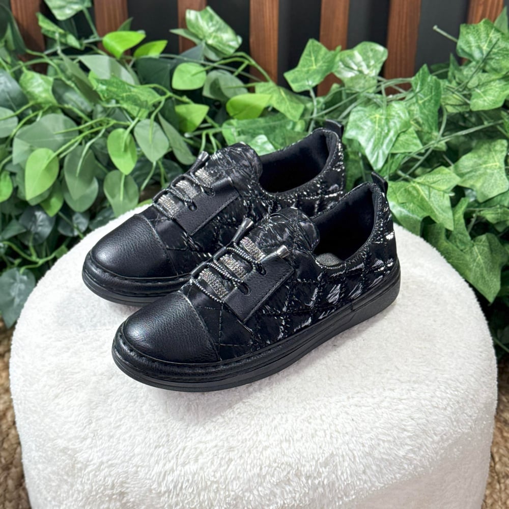 PARAŞÜT KUMAŞ BAĞCIKSIZ TAŞLI SNEAKERS M1183