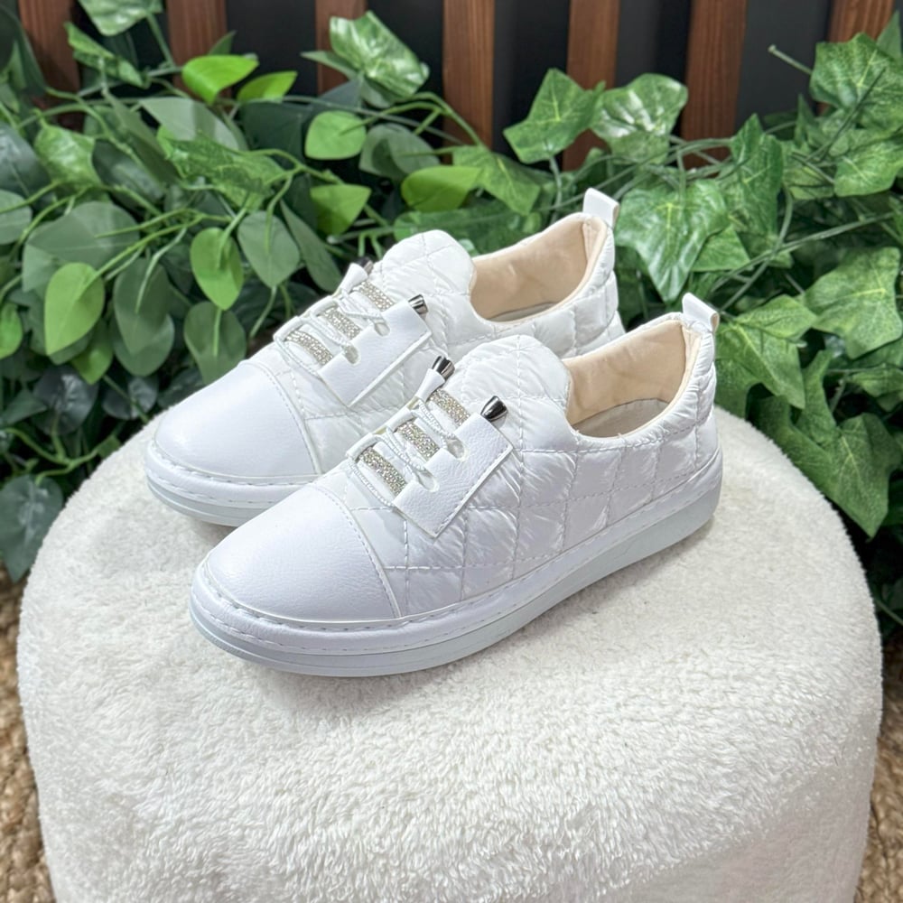 PARAŞÜT KUMAŞ BAĞCIKSIZ TAŞLI SNEAKERS M1182