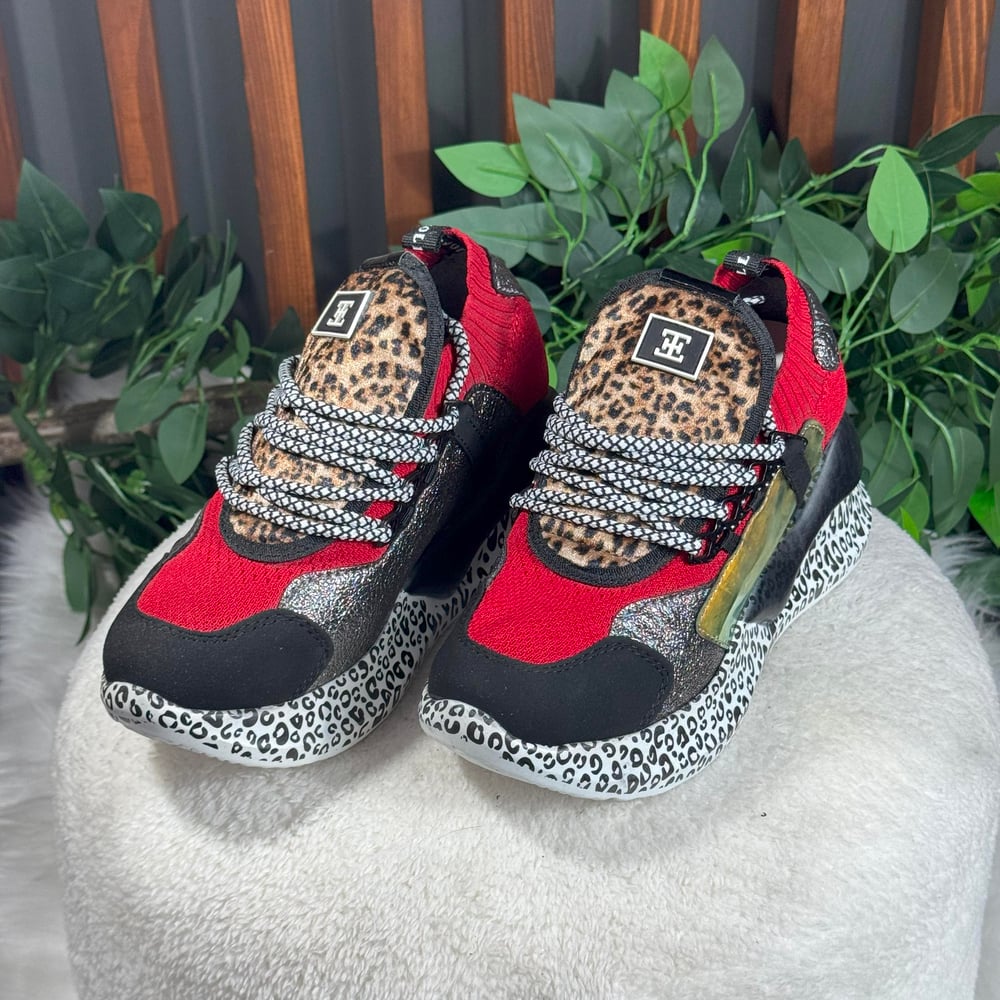 KIRMIZI LEOPAR VE SİM DETAYLI SNEAKERS M1415