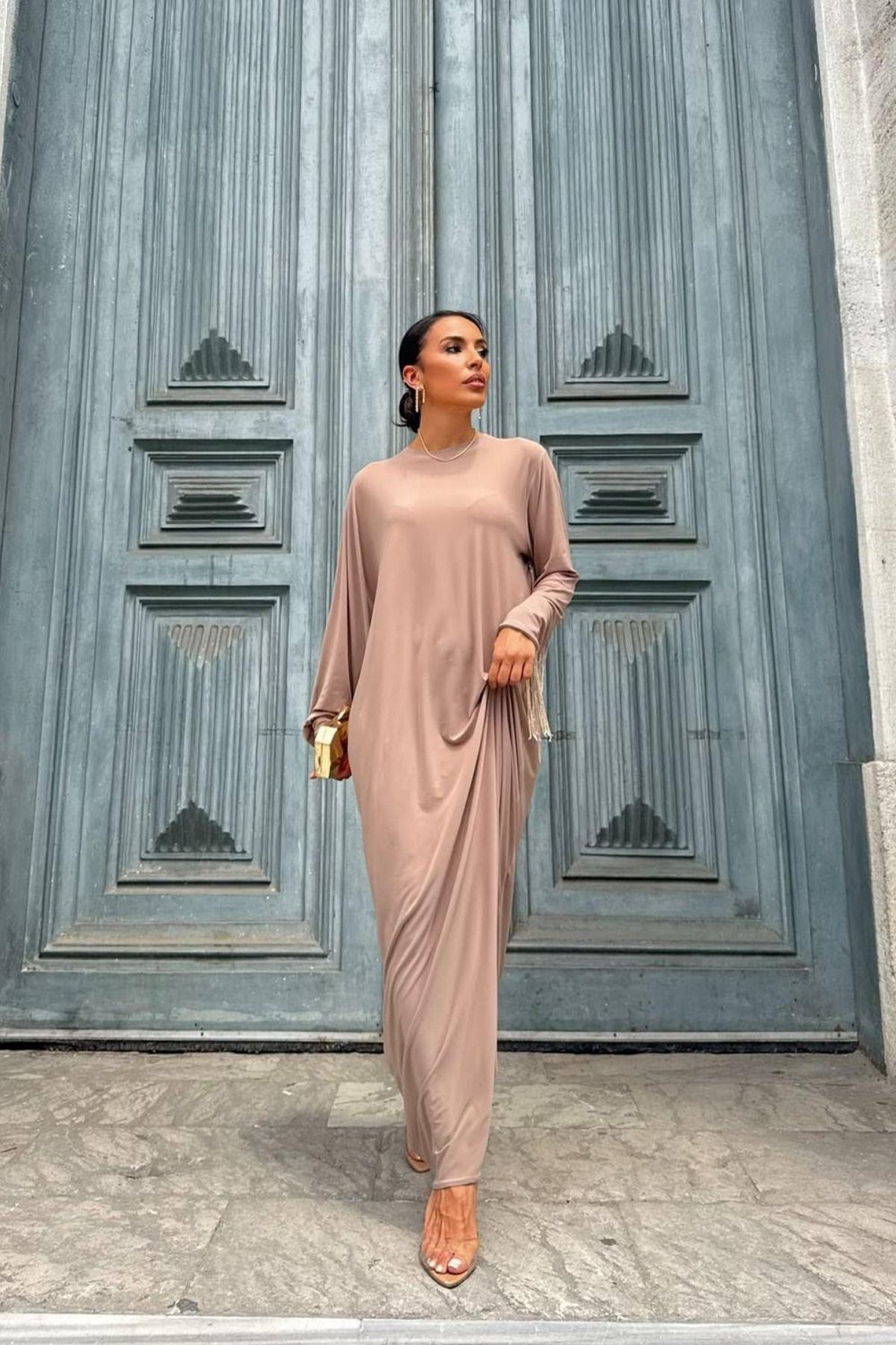 Püsküllü Minimal Abaya Elbise